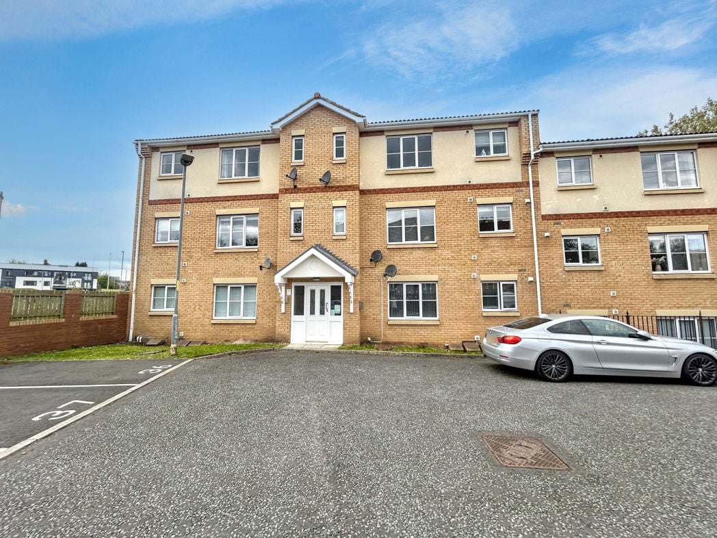 Property image 1 of 6