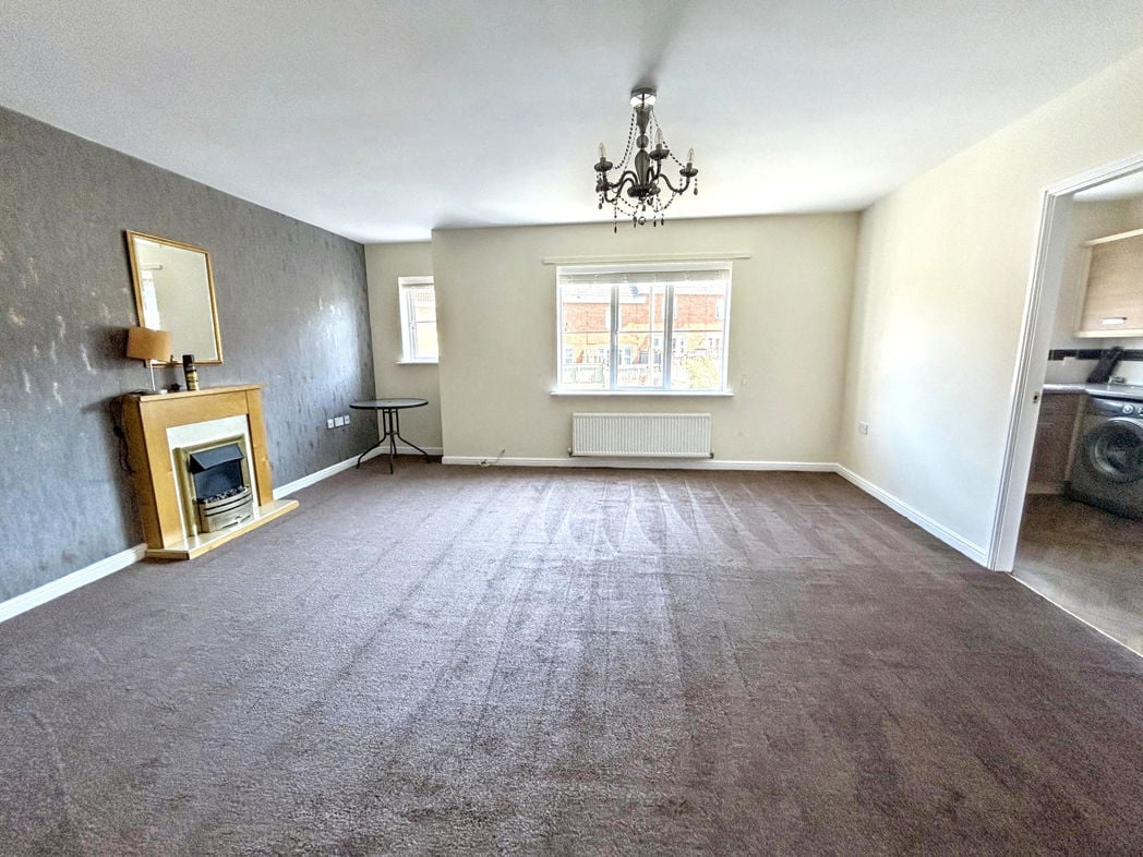 Property image 2 of 6