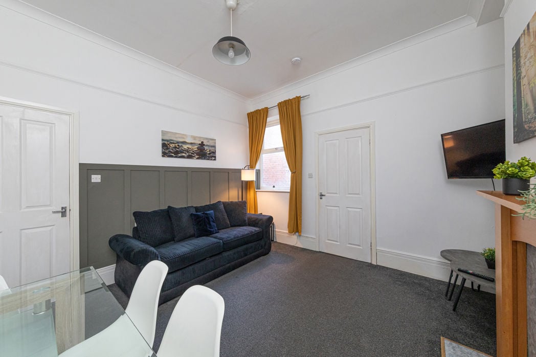 Property image 12 of 20