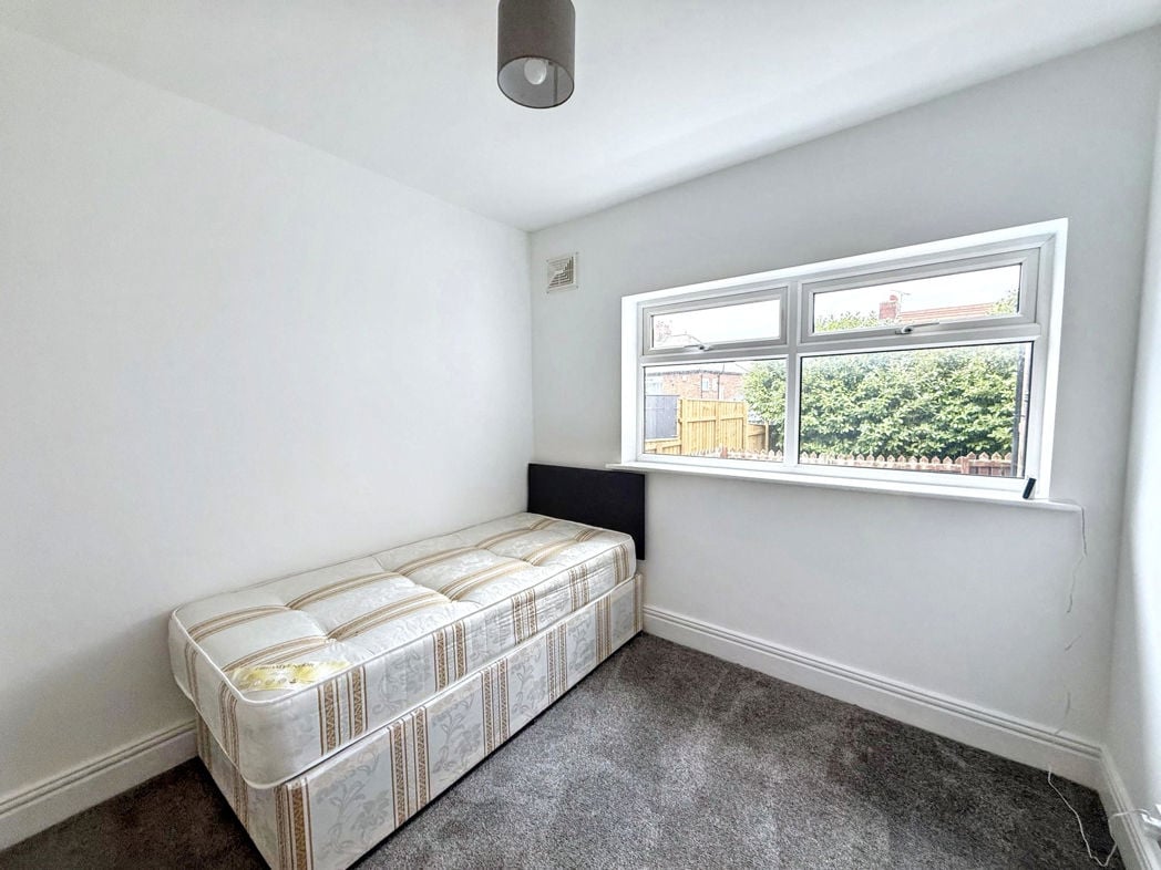 Property image 5 of 6