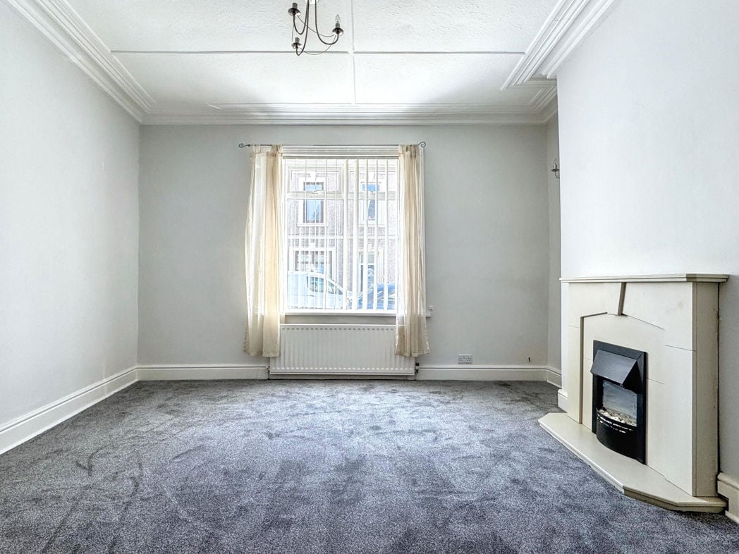 Property image 6 of 21