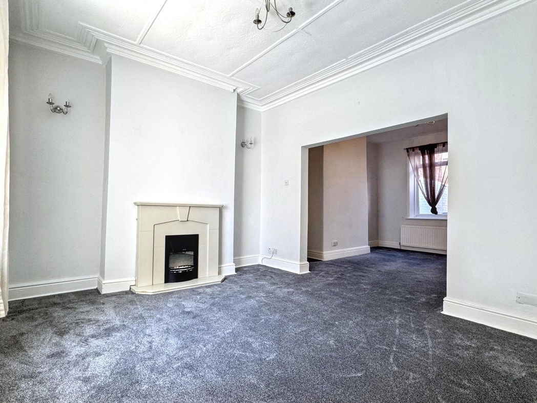 Property image 2 of 21