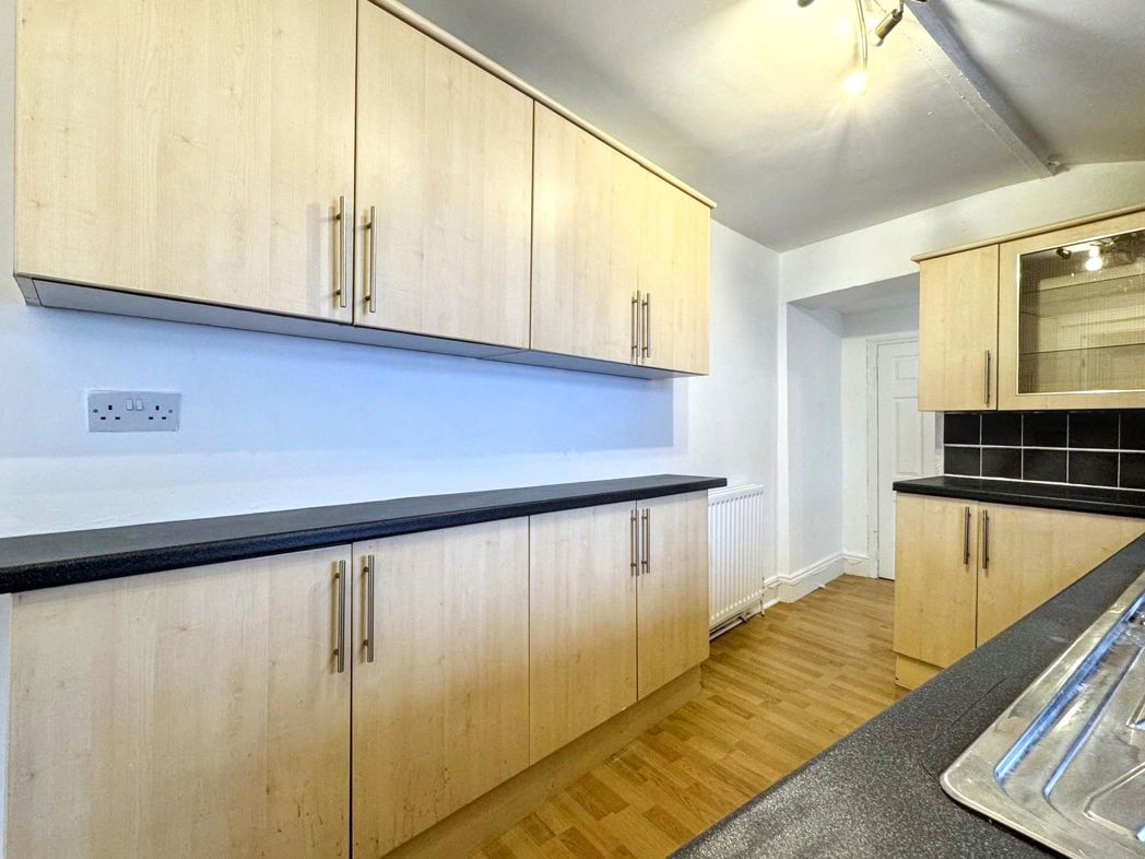 Property image 10 of 21