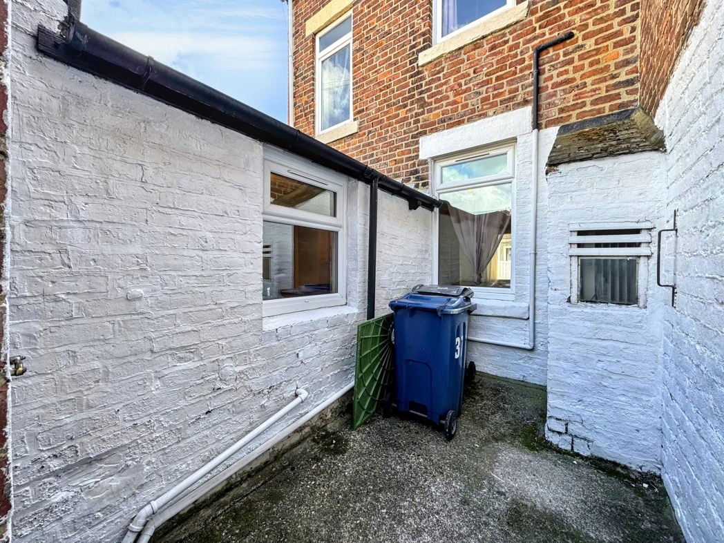 Property image 19 of 21