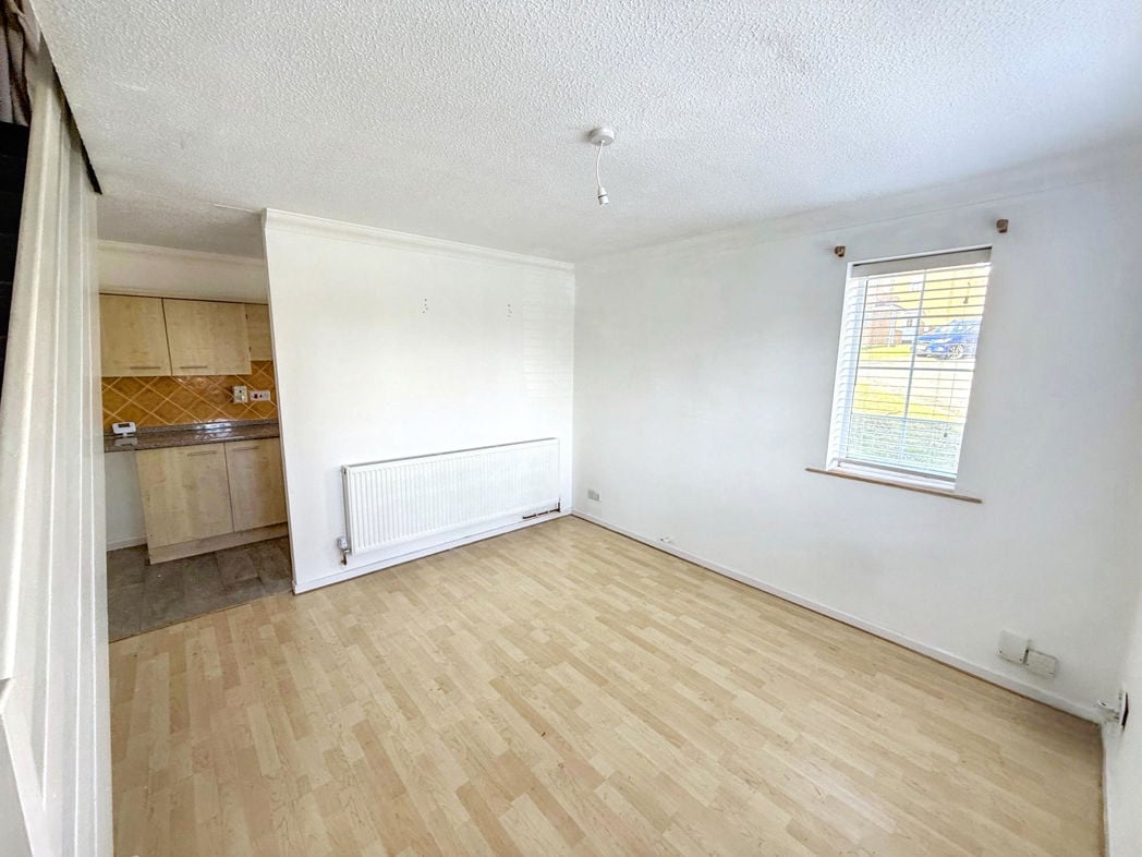 Property image 3 of 8