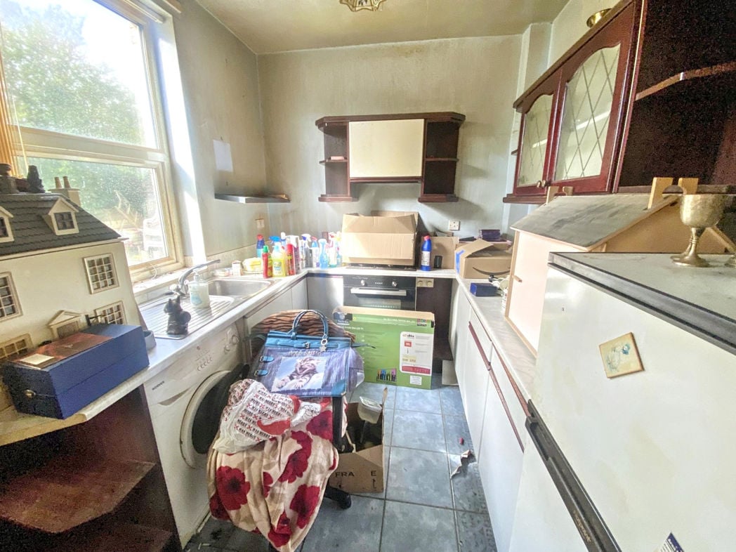 Property image 8 of 21