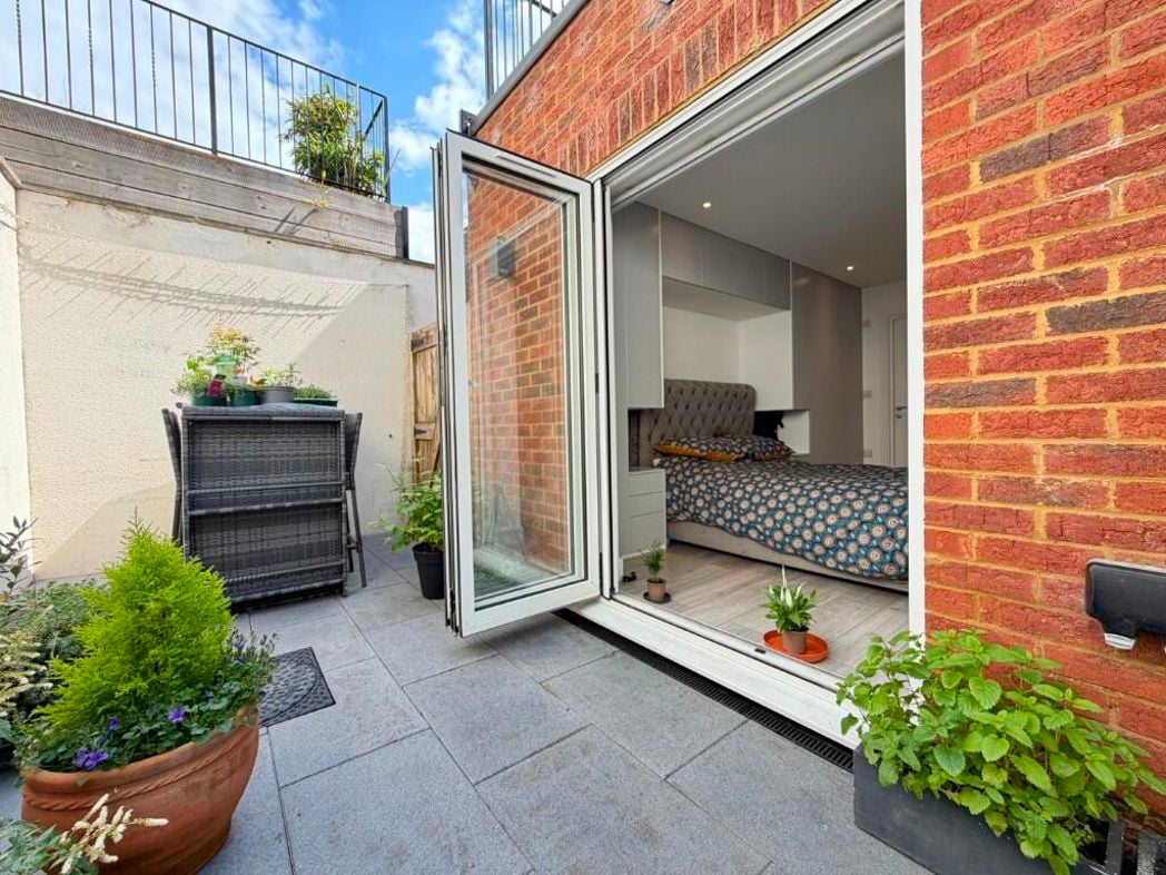 Property image 3 of 20