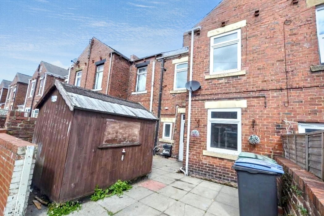 Property image 1 of 8