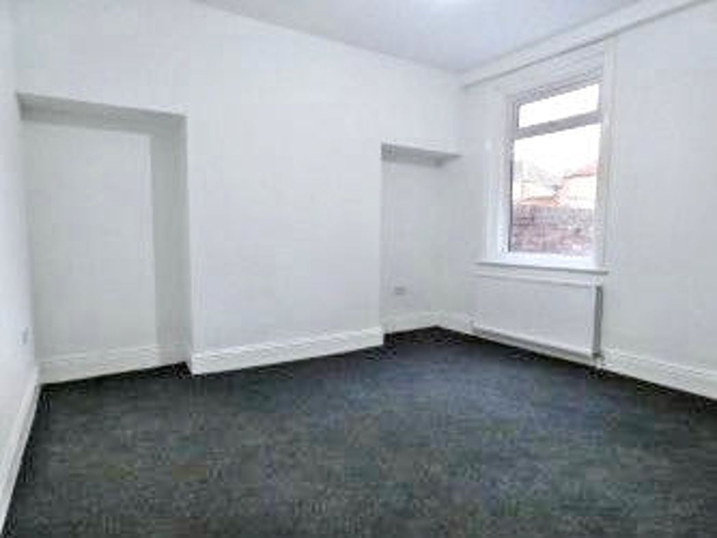 Property image 4 of 9