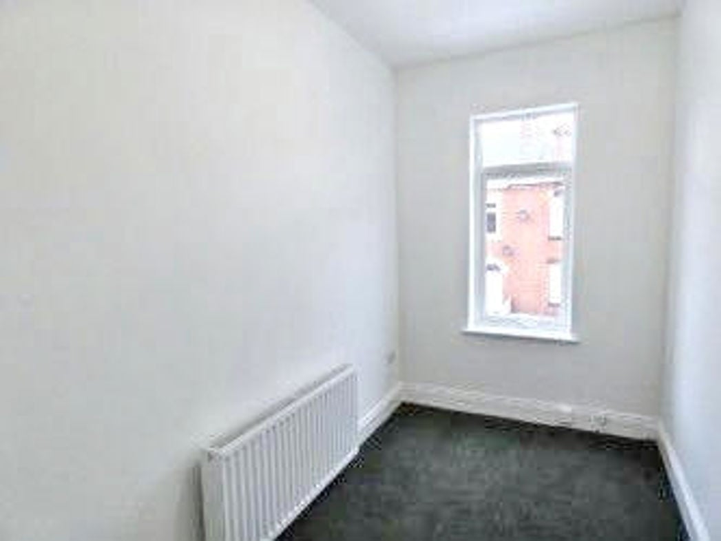 Property image 7 of 9