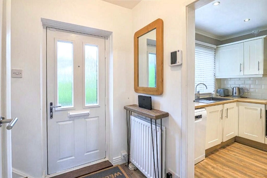 Property image 4 of 36