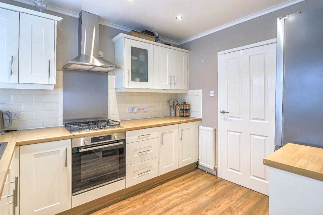 Property image 7 of 36