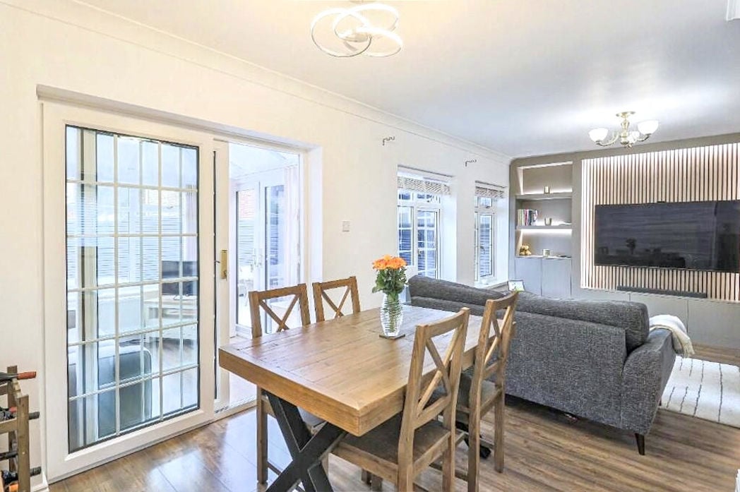 Property image 12 of 36