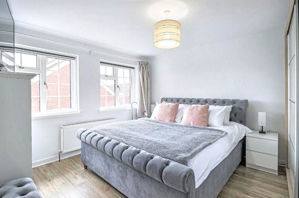 Property image 22 of 36