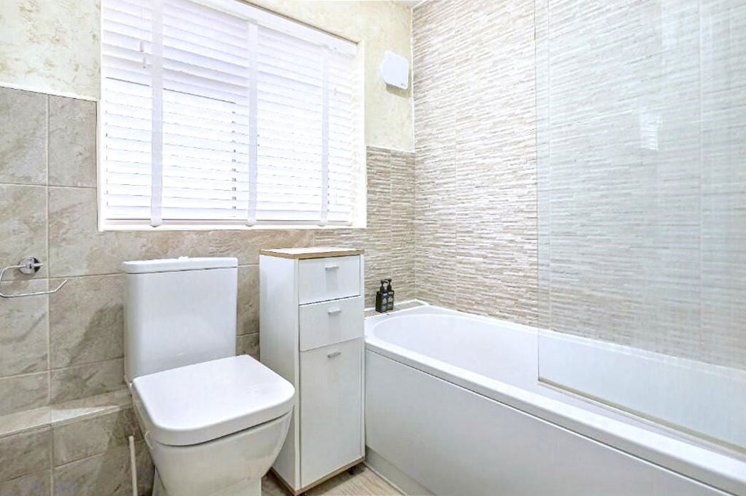 Property image 29 of 36