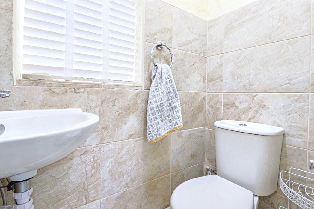 Property image 32 of 36
