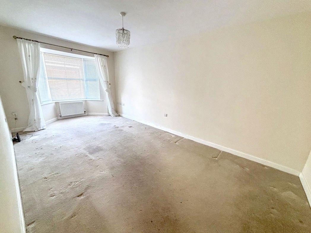 Property image 6 of 12