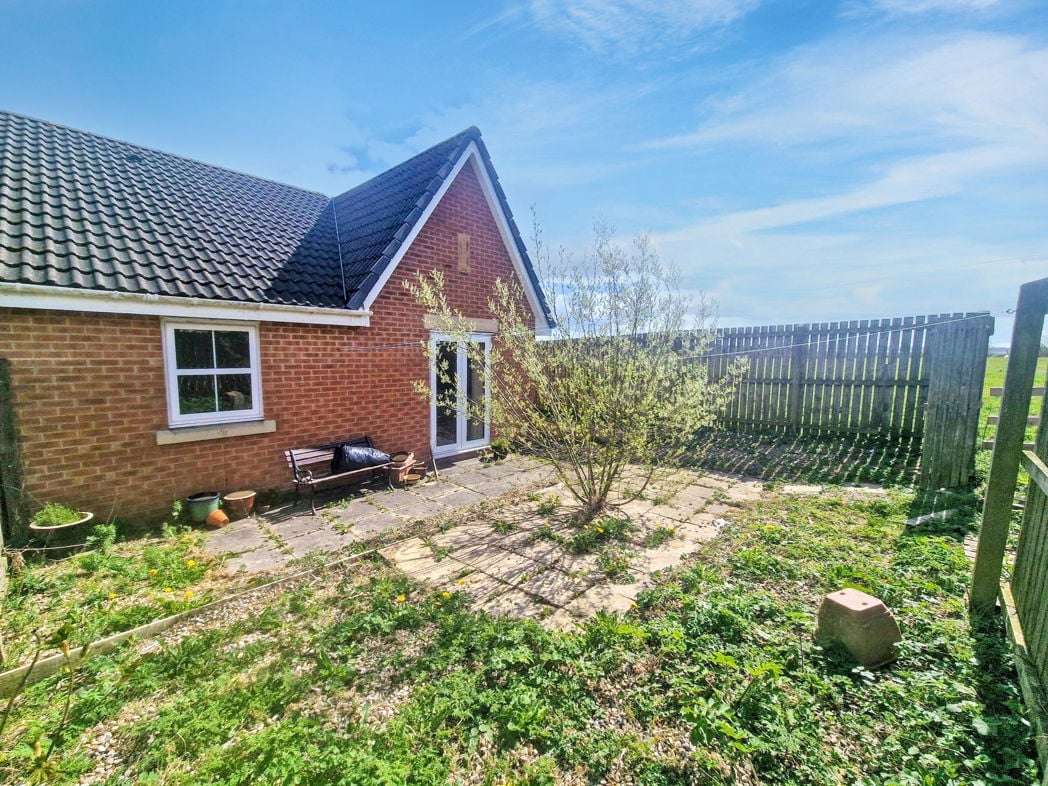 Property image 12 of 12
