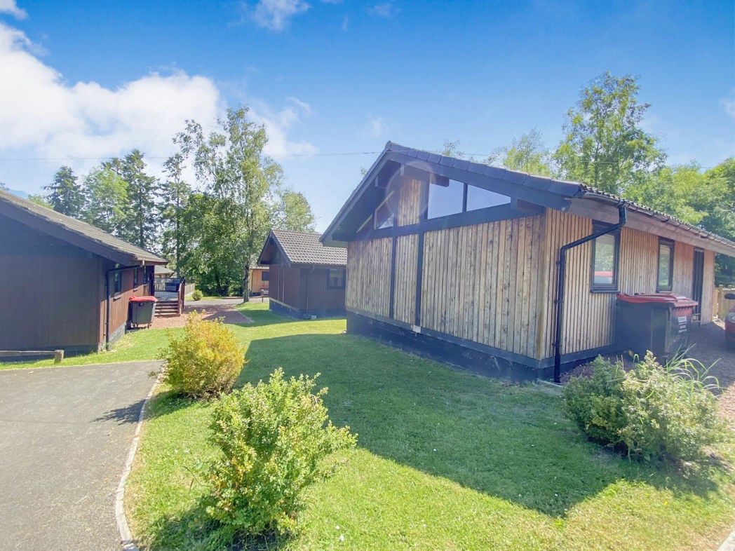 Property image 2 of 19