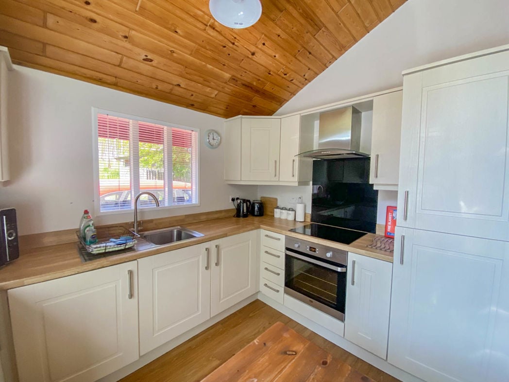 Property image 8 of 19
