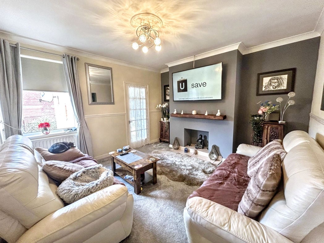 Property image 2 of 7