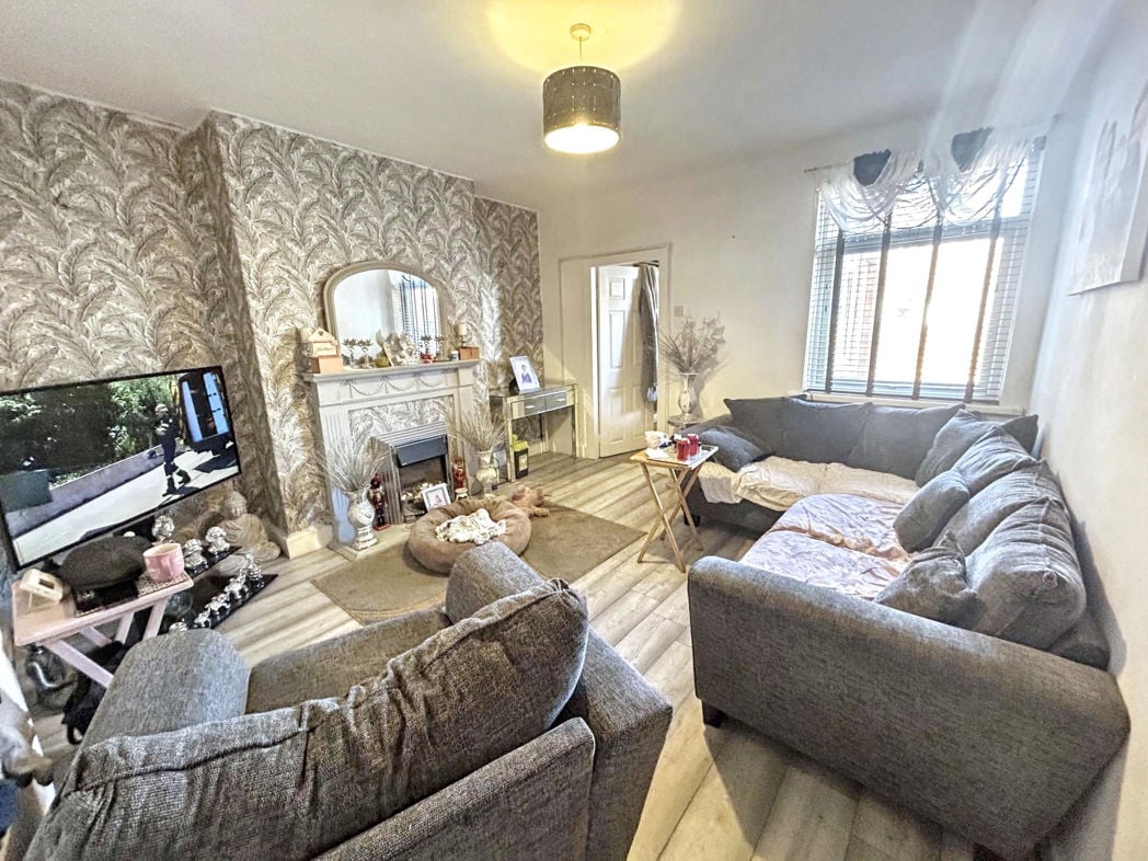 Property image 2 of 6