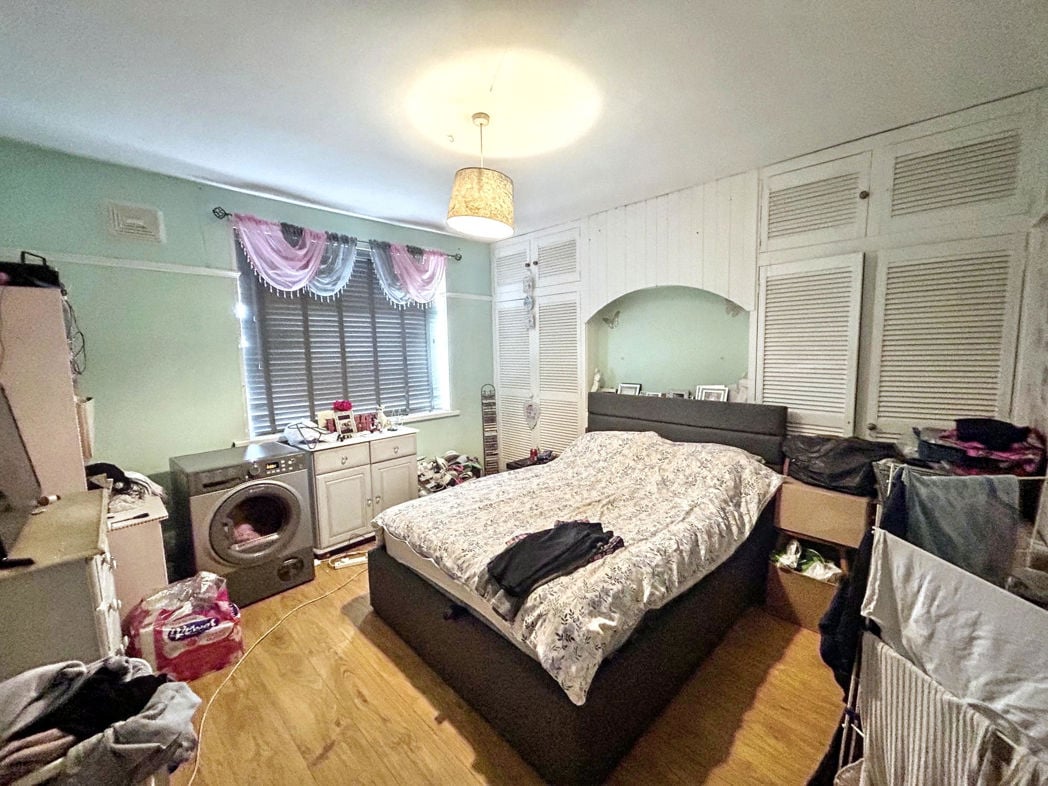 Property image 4 of 6