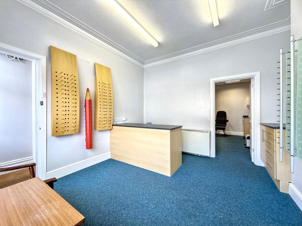 Property image 4 of 15