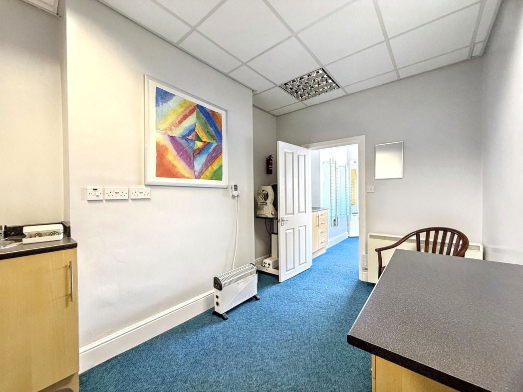 Property image 6 of 15