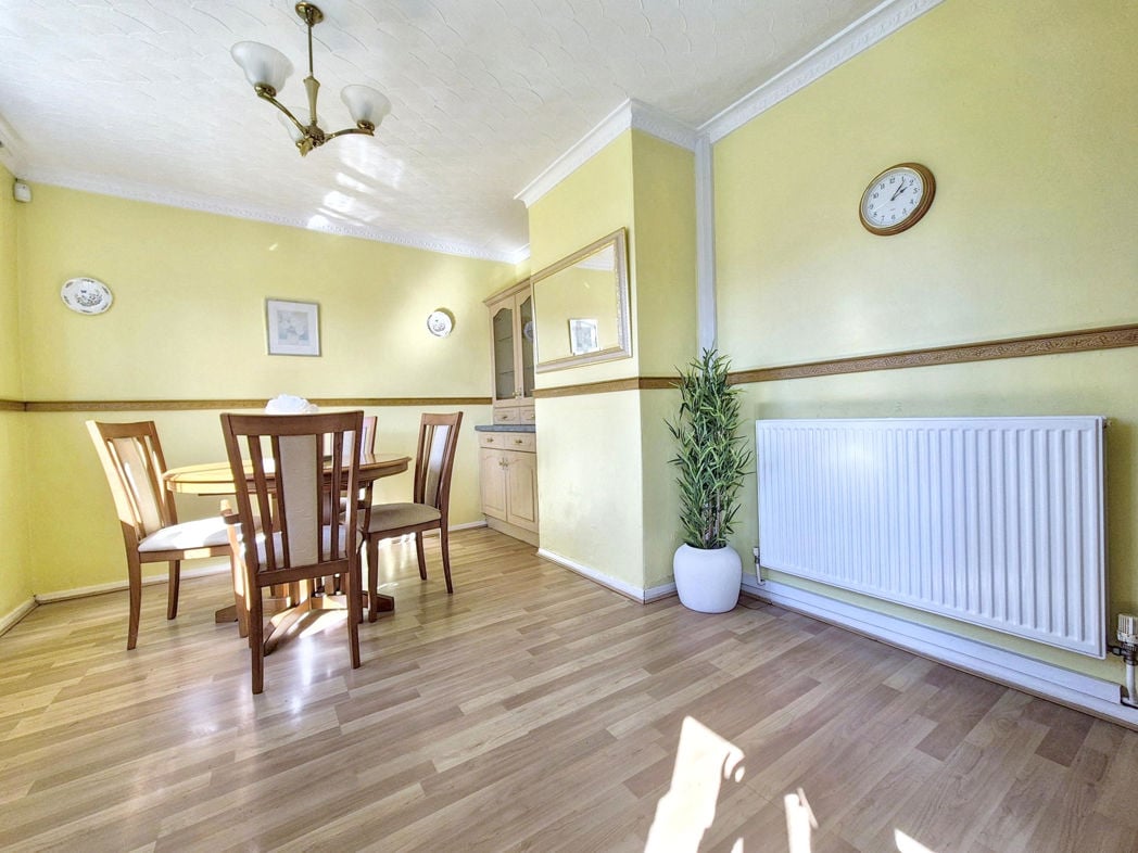 Property image 7 of 23