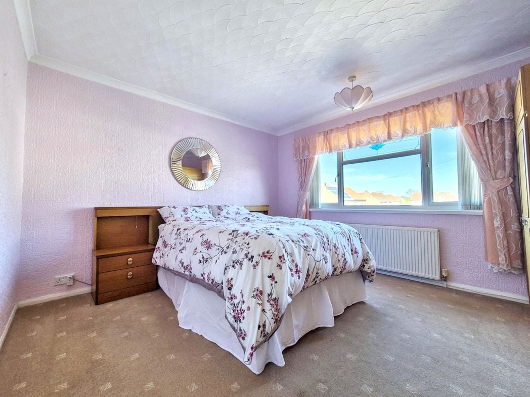 Property image 11 of 23