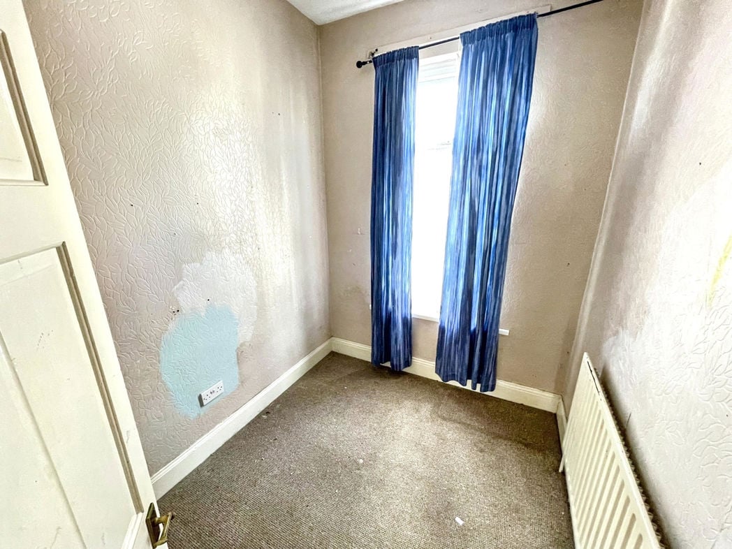 Property image 6 of 8