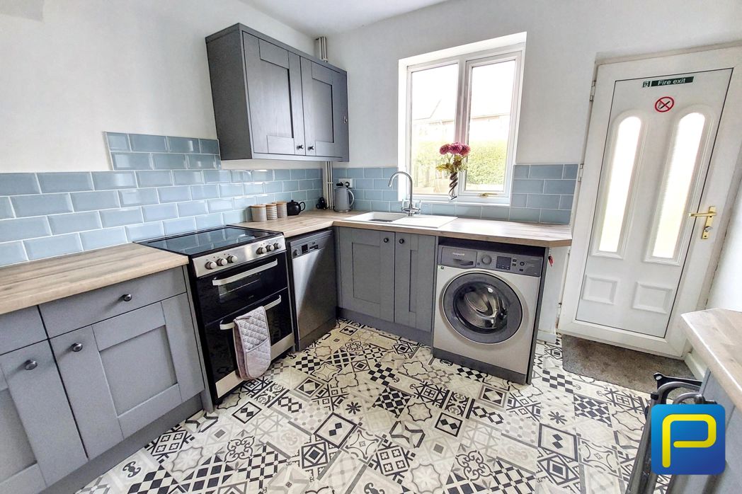 Property image 13 of 28