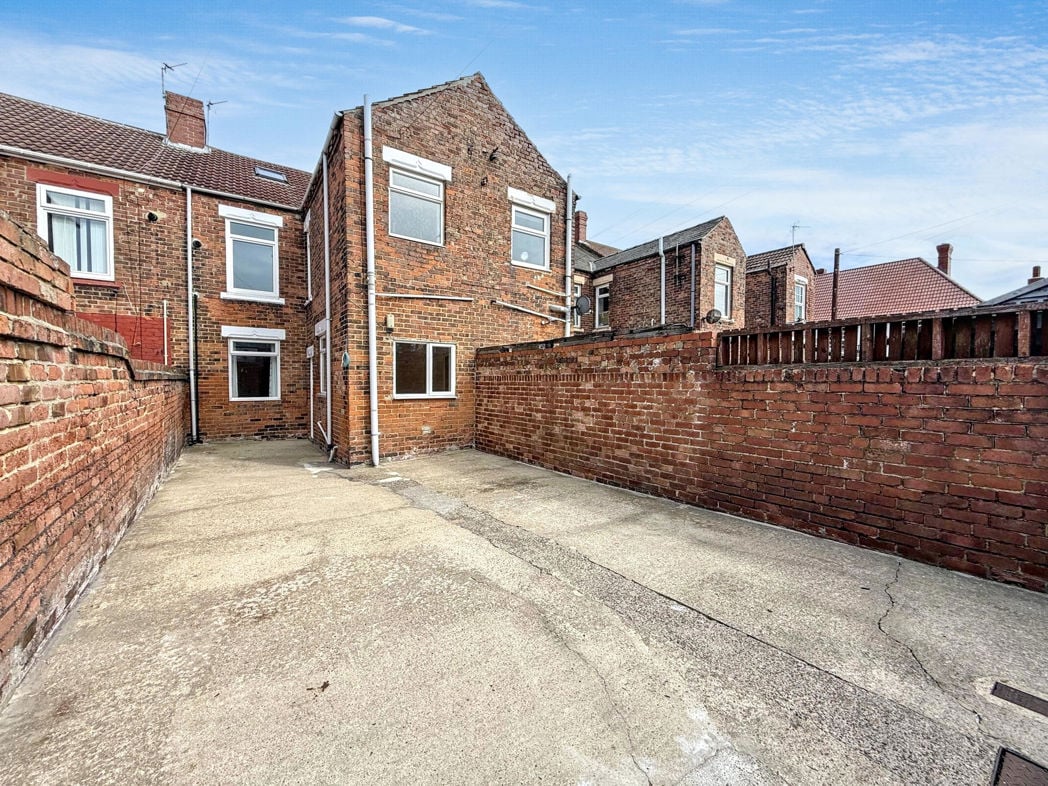 Property image 20 of 23