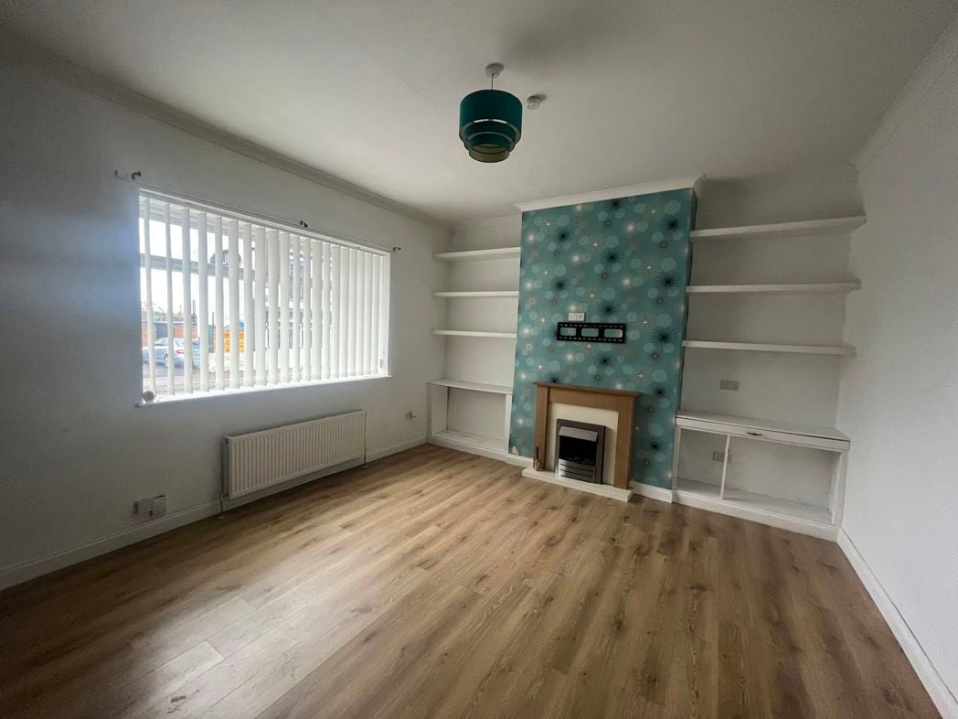 Property image 2 of 9