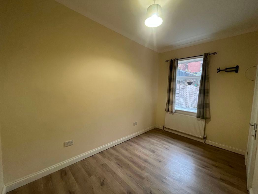 Property image 3 of 9