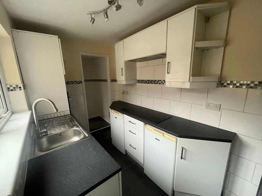 Property image 7 of 9