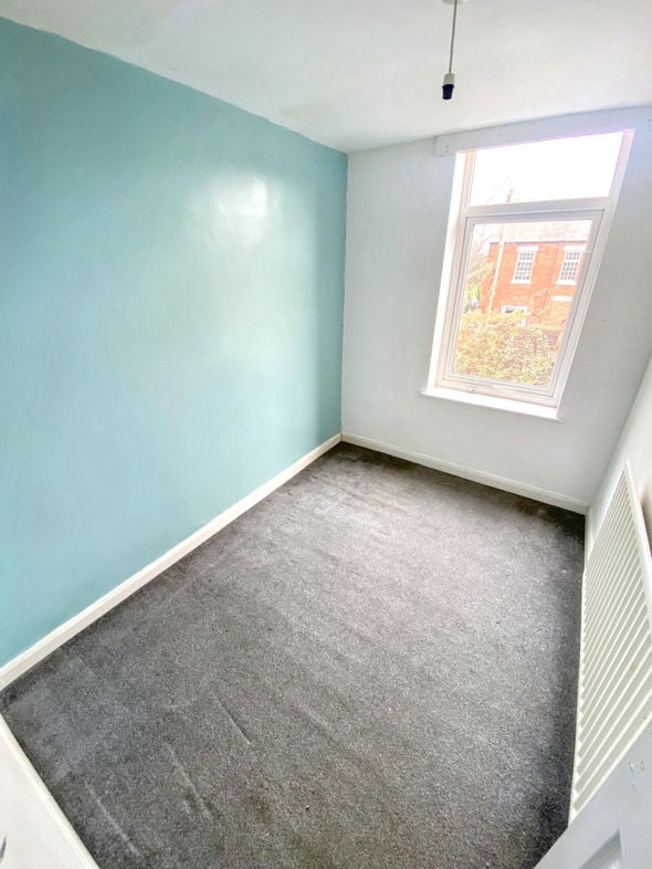 Property image 7 of 9