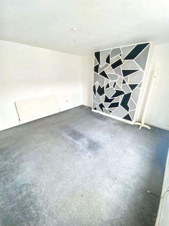 Property image 6 of 9