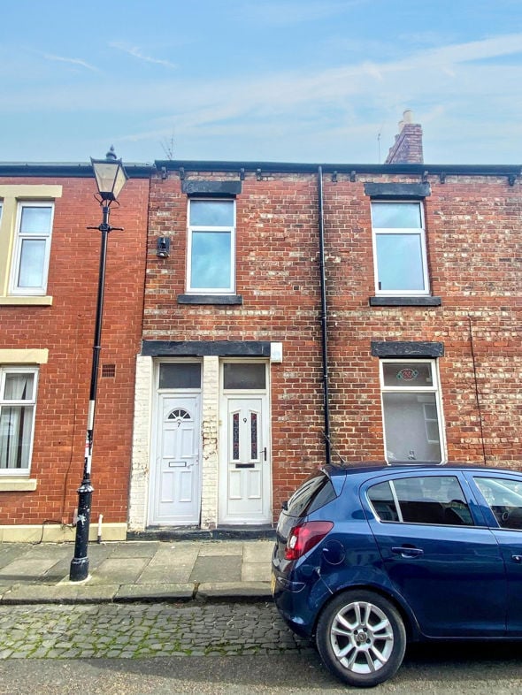 Property image 1 of 9