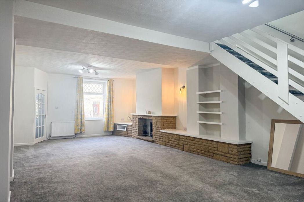 Property image 2 of 15