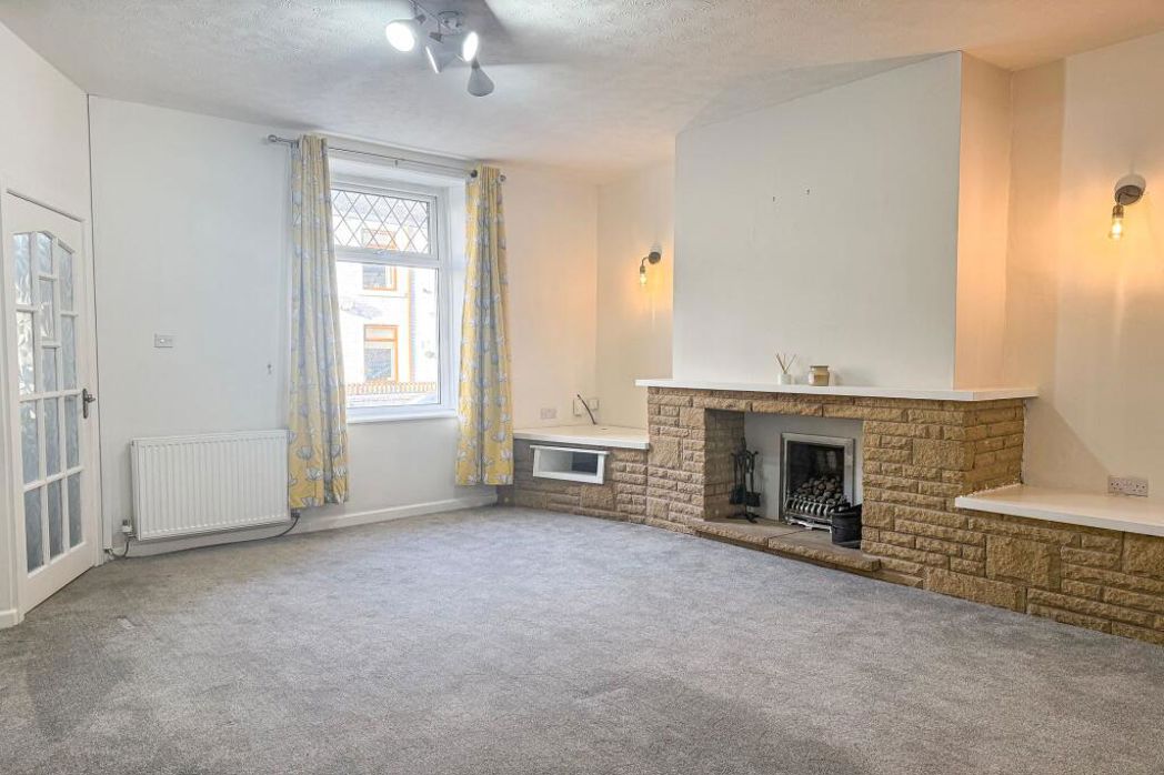 Property image 6 of 15