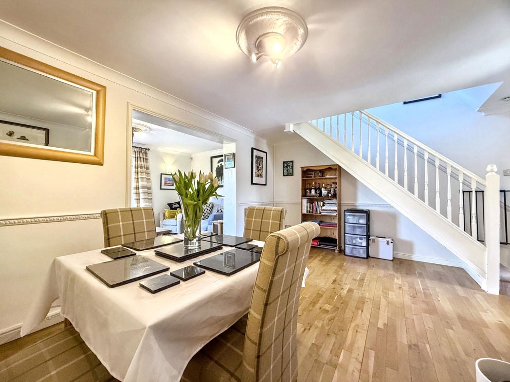 Property image 8 of 22