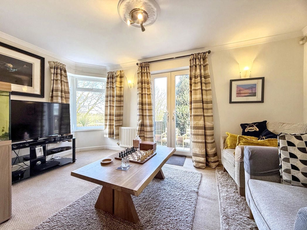 Property image 3 of 22