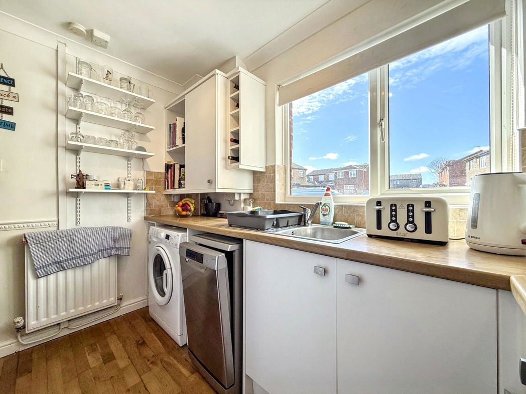 Property image 10 of 22