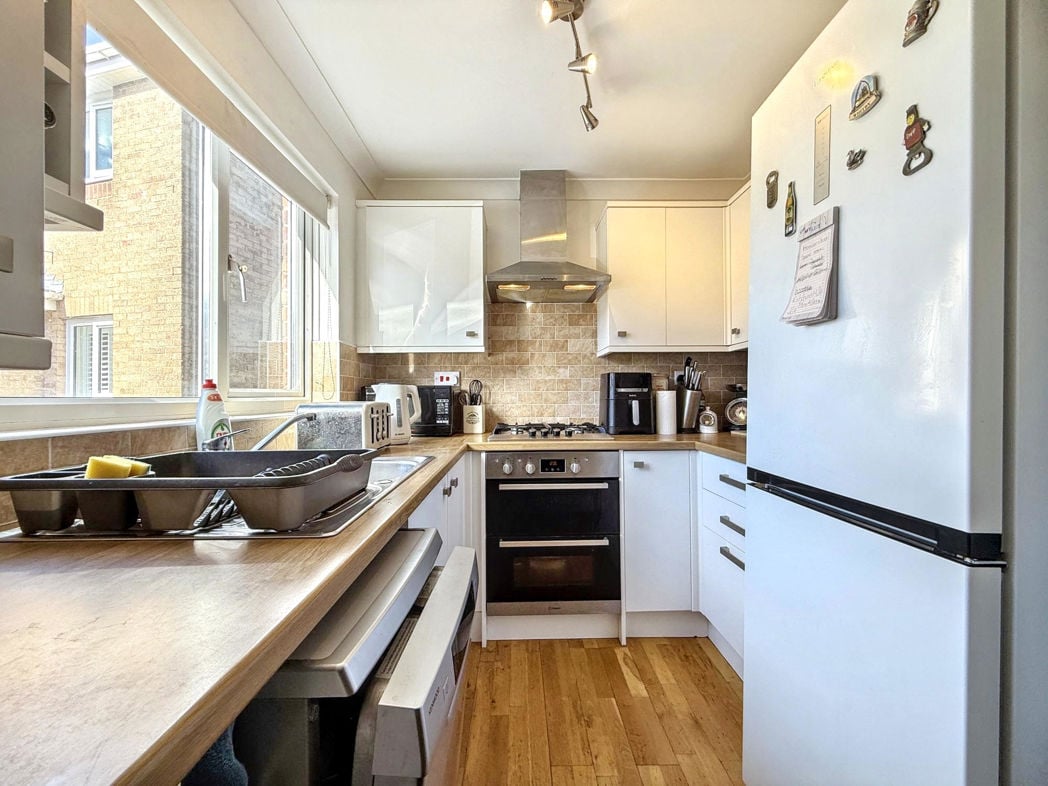 Property image 9 of 22