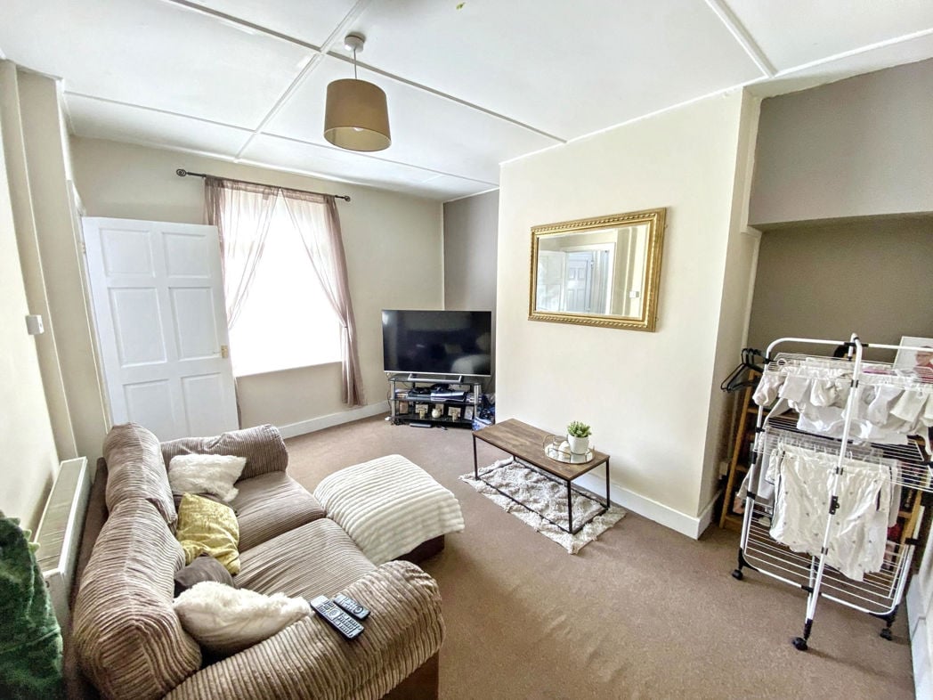 Property image 2 of 7
