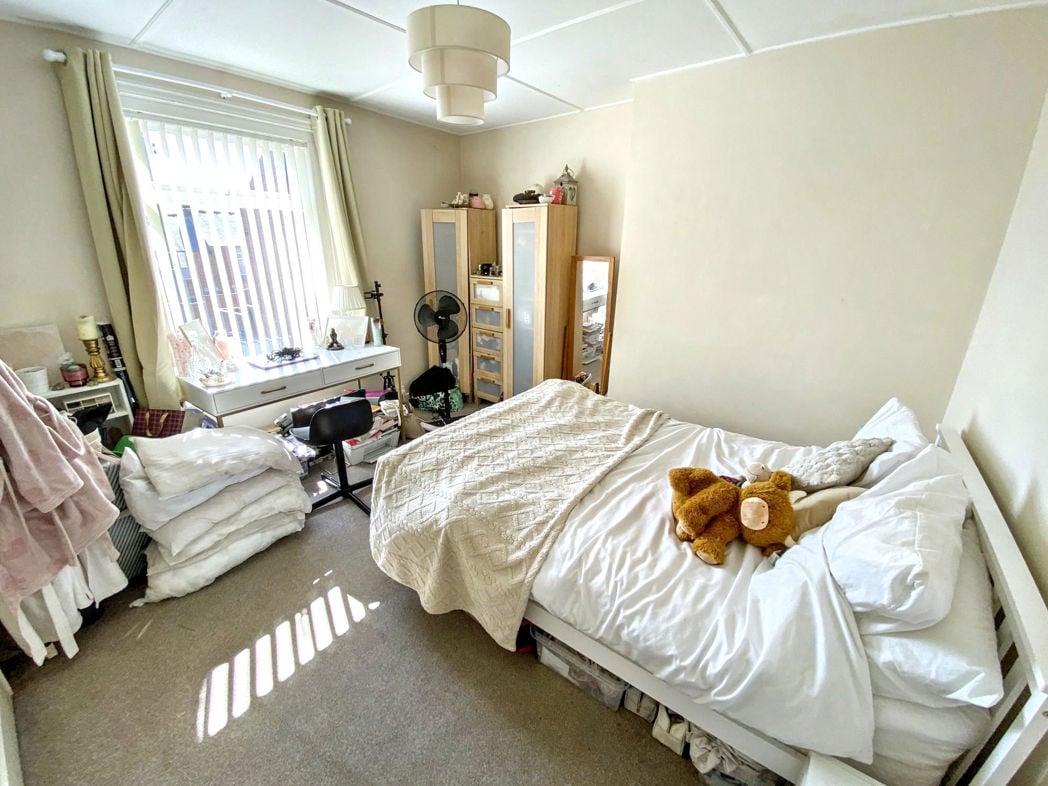 Property image 6 of 7