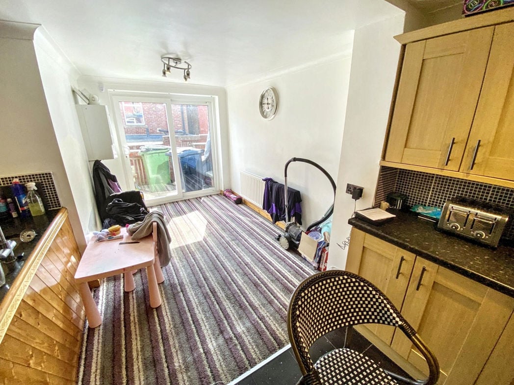 Property image 5 of 9