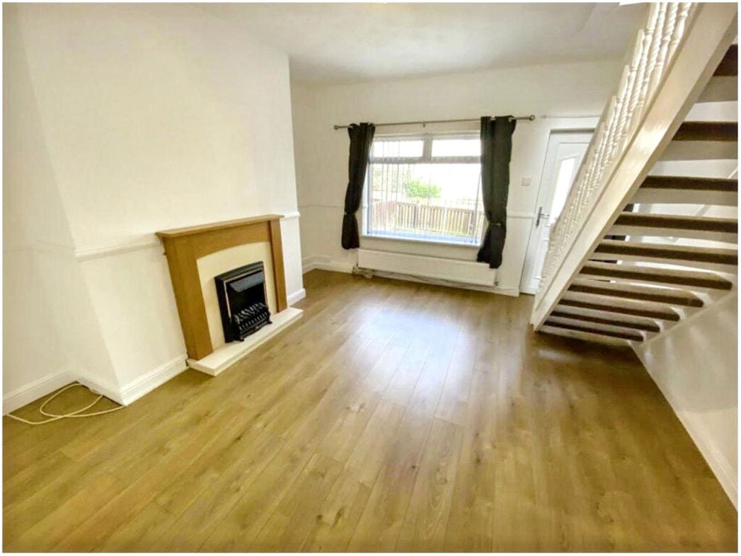 Property image 2 of 7